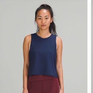 Lululemon train to be tank night sea size 4